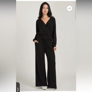 100 - NWT Lanston $147 Black Wide-Leg joggers w pockets Size S